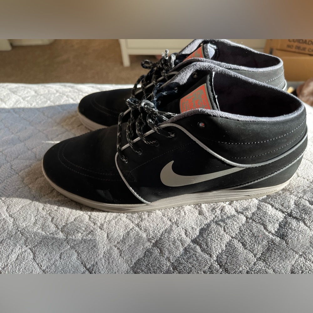 Nike Skateboarding Stefan Janoski Chukka Shoes Mens 10.5 US Black and Gray - Picture 15 of 16
